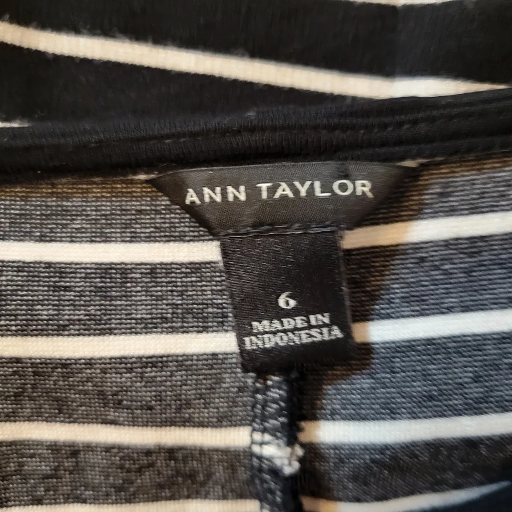 Ann Taylor Black Striped Fit & Flare‎ Dress Size 6